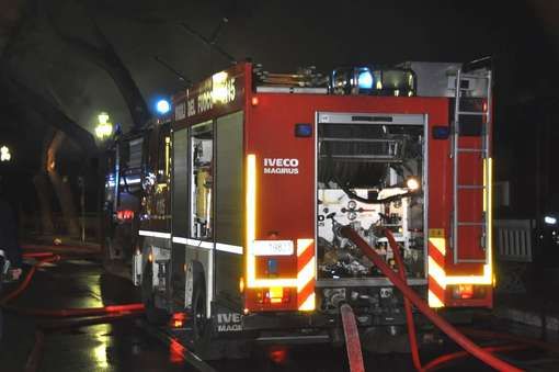 Incendio alloggio nella notte a Bra, intossicata la proprietaria Incendio alloggio nella notte a Bra, intossicata la proprietaria