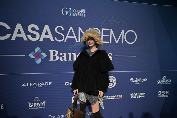 Parte il ‘Radio Sakura winter tour’ di Rose Villain ed è già tutto esaurito