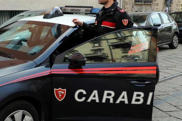 Rapine ed estorsioni nel mondo della droga. I Carabinieri di Canelli arrestano due persone