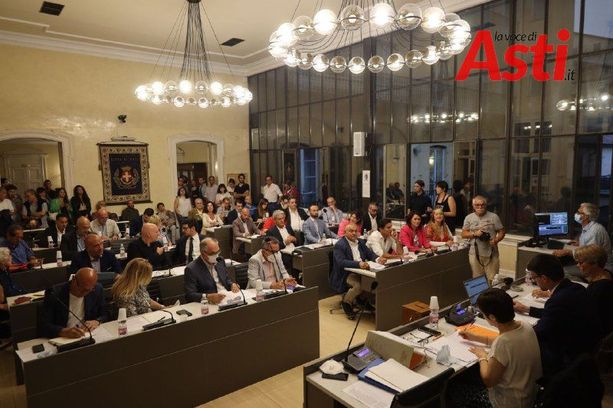 Asti, la minoranza in difesa dell'autonomia del Penna nel dimensionamento scolastico Asti, la minoranza in difesa dell'autonomia del Penna nel dimensionamento scolastico