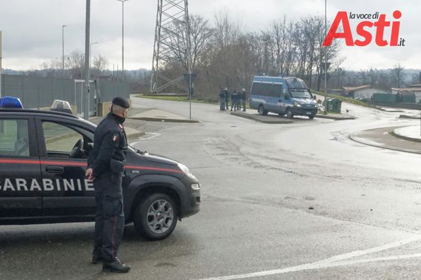 13enne ucciso da petardo, pattuglie al campo nomadi per prevenire eventuali disordini