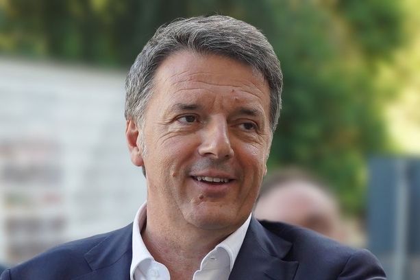 Elezioni regionali, Renzi si aggrappa al ‘campo largo’ e rilancia: “Vince chi si allea, non chi fa le pulci ai compagni di strada” Elezioni regionali, Renzi si aggrappa al ‘campo largo’ e rilancia: “Vince chi si allea, non chi fa le pulci ai compagni di strada”