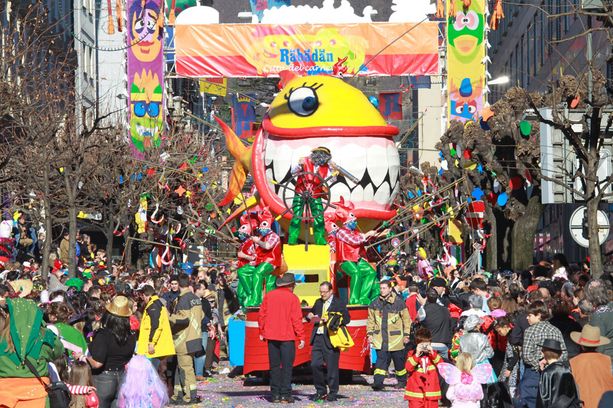 Omicrom cancella tutti i Carnevali del Ticino Omicrom cancella tutti i Carnevali del Ticino