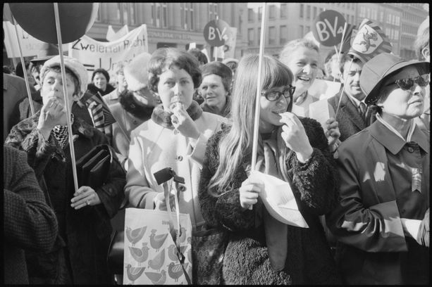 50 anni di suffragio femminile: le proposte del PS per celebrare l'anniversario