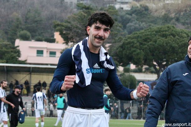 Calcio. E' un Savona da stropicciarsi gli occhi, anche la Bolzanetese costretta alla goleada (6-0) Calcio. E' un Savona da stropicciarsi gli occhi, anche la Bolzanetese costretta alla goleada (6-0)