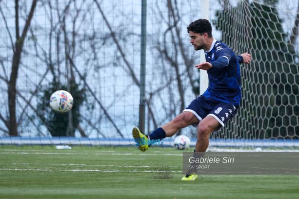 Calcio. Alla Pistoiese l'amichevole contro il Celle Varazze, decide Bertolo nella ripresa Calcio. Alla Pistoiese l'amichevole contro il Celle Varazze, decide Bertolo nella ripresa