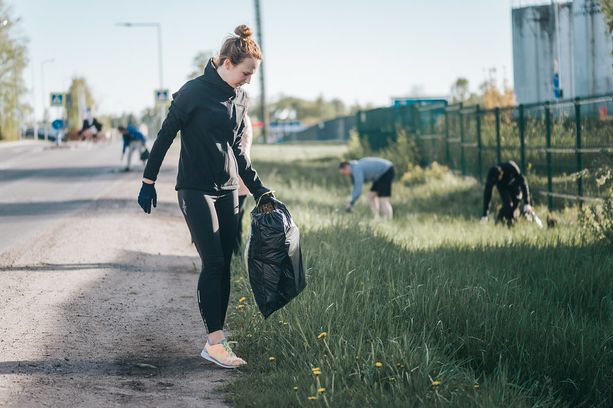 Bra presenta il suo centro del riuso, Alba vuole fare "plogging" una volta al mese Bra presenta il suo centro del riuso, Alba vuole fare "plogging" una volta al mese