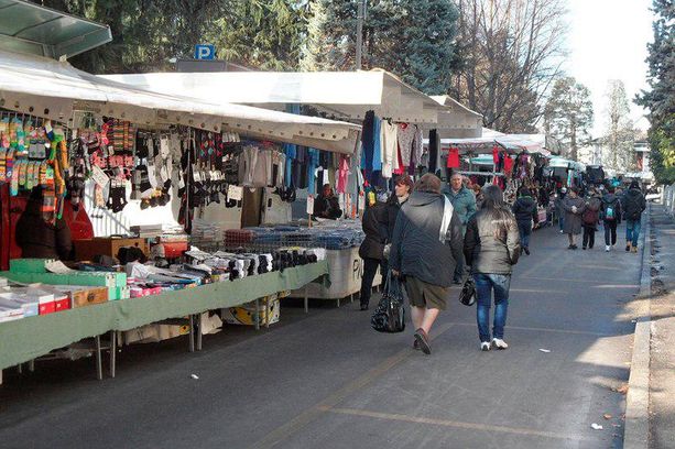 La rivoluzione dei mercati è realtà: dal 1° gennaio a Torino gli ambulanti pagheranno la tassa unica giornaliera La rivoluzione dei mercati è realtà: dal 1° gennaio a Torino gli ambulanti pagheranno la tassa unica giornaliera