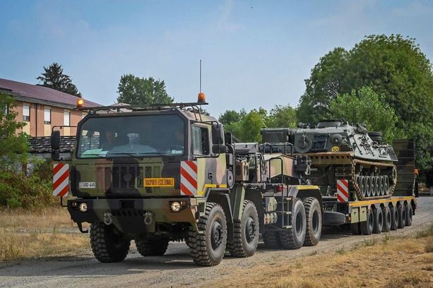 Dispiegamento forze Nato in Ungheria: l’ossatura italiana arriva da Pinerolo Dispiegamento forze Nato in Ungheria: l’ossatura italiana arriva da Pinerolo