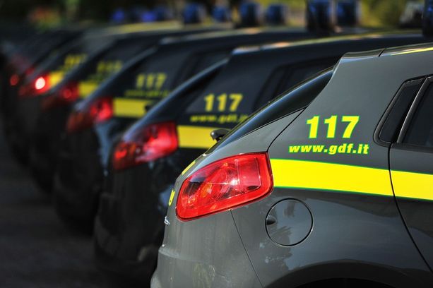 Portavano il pesce ai ristoranti cinesi di Torino ma non pagavano le tasse: sequestrati dalla Finanza oltre 9.2 milioni Portavano il pesce ai ristoranti cinesi di Torino ma non pagavano le tasse: sequestrati dalla Finanza oltre 9.2 milioni