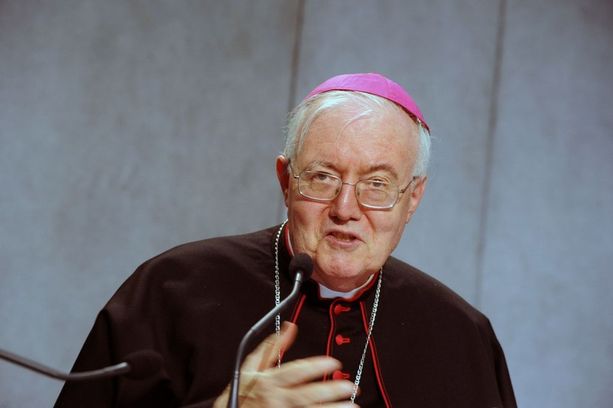 Nosiglia: "Solidarietà e non paura dell'altro: spero in un mondo di ponti e non di muri" Nosiglia: "Solidarietà e non paura dell'altro: spero in un mondo di ponti e non di muri"