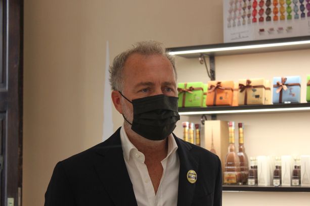 Elezioni, Grimaldi: &quot;Damilano non si è dimesso da Film Commission, è ineleggibile&quot;. Ma lui rassicura: &quot;Tutto regolare&quot;