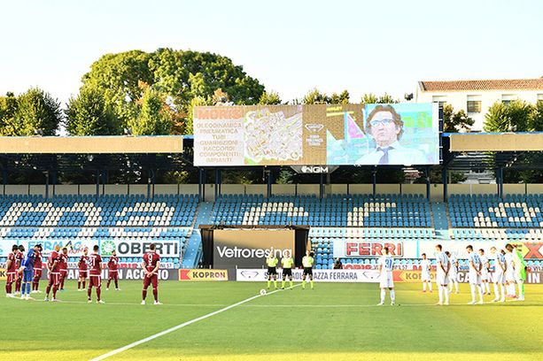 Toro, il punto di Ferrara per l’artitmetica salvezza nella serata dell’ennesima contestazione a Cairo Toro, il punto di Ferrara per l’artitmetica salvezza nella serata dell’ennesima contestazione a Cairo