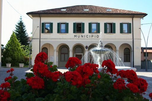 Gavirate, lettere anonime in Comune con minacce al sindaco e agli amministratori