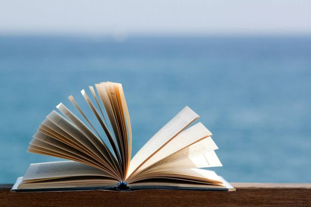 Esce in Italia ‘Fossa delle Marianne’, il caso editoriale della biologa Jasmin Schreiber