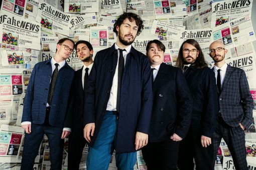 L’ultimo estratto dall’album dei Pinguini Tattici Nucleari è ‘Amaro’ L’ultimo estratto dall’album dei Pinguini Tattici Nucleari è ‘Amaro’