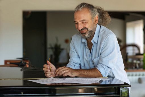 Il festival di Cannes vede Stefano Bollani firmare la musica di ‘Marcel et Monsieur Pagnol’