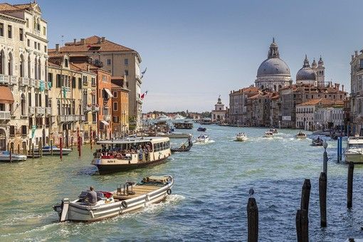 Presentata a Venezia la campagna nazionale ‘Dottore, la città più bella del mondo ti aspetta’