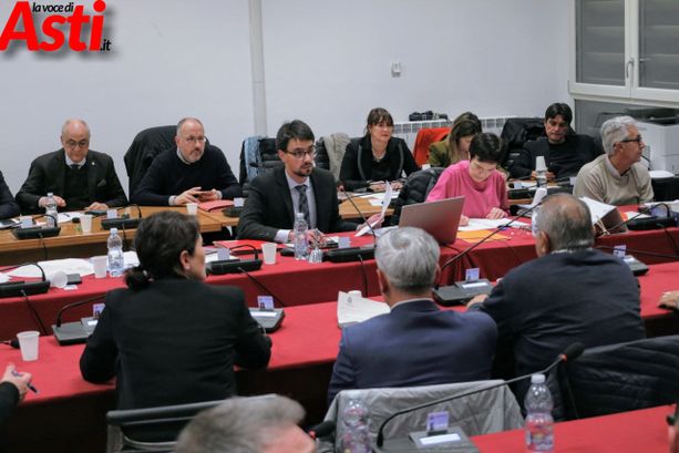 Asti, la minoranza chiede più trasparenza nella gestione dei Consigli e delle Commissioni
