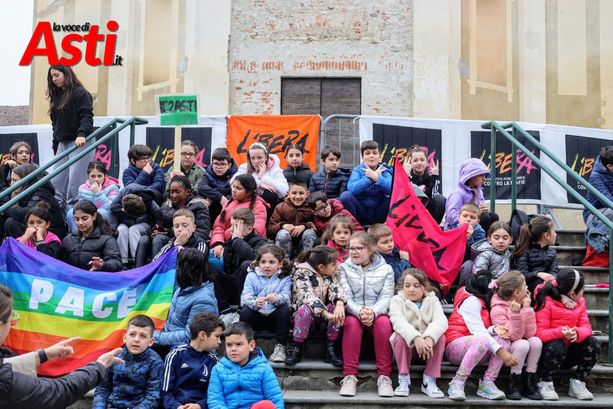 1081 volte la Mafia ha fatto tacere chi chiedeva giustizia e legalità. I loro nomi letti oggi davanti al tribunale di Asti [FOTO E VIDEO]