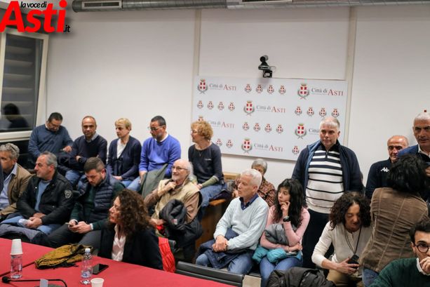 Confronto serrato in Consiglio Comunale sul CASO, respinte le pregiudiziali della minoranza [VIDEO]