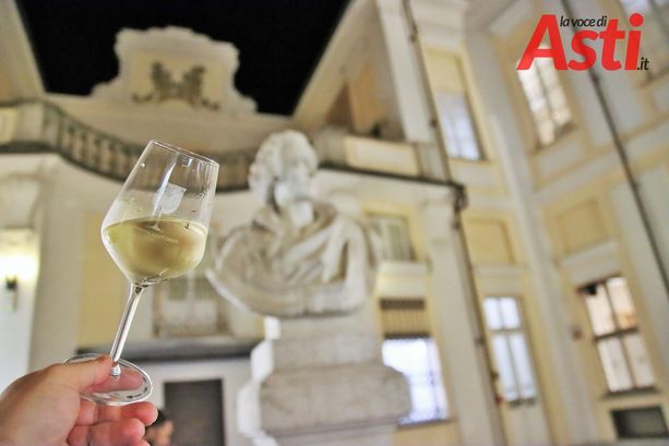 Asti si prepara ad accogliere la Douja d'Or, con le Sagre 'ridotte' e l'attesa di normalità