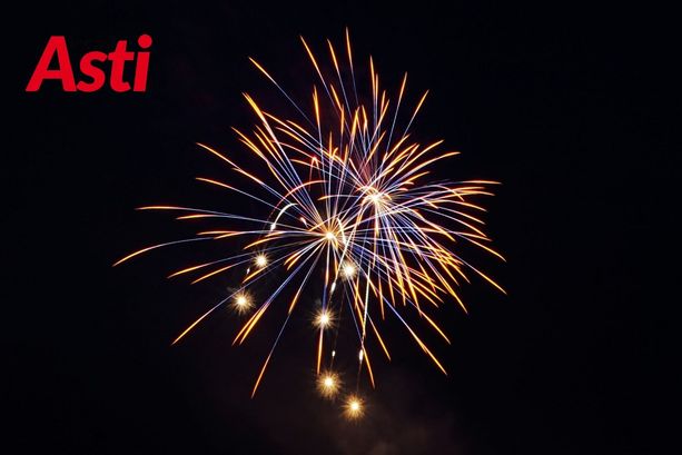 Stasera è “Lundés d’ji Feu” (rinviato per maltempo): Asti alza gli occhi al cielo