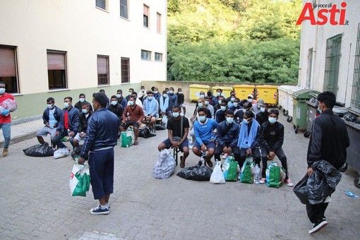 Migranti: attesi 60 nuovi arrivi in Piemonte. Tra le destinazioni potrebbe esserci anche Castello di Annone Migranti: attesi 60 nuovi arrivi in Piemonte. Tra le destinazioni potrebbe esserci anche Castello di Annone