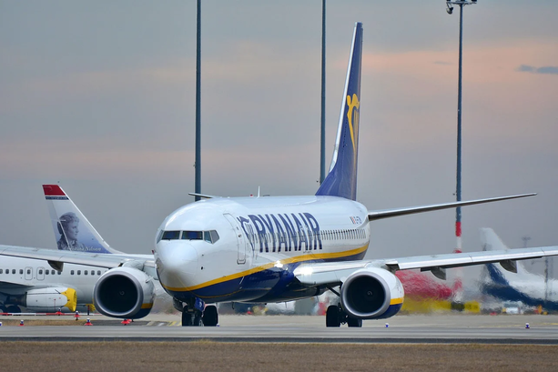 Maltempo a Genova, dirottato a Torino l'aereo Ryanair proveniente da Londra