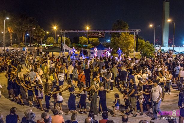 A Pegli la magia degli anni '80 con lo spettacolo degli 'Audio80' A Pegli la magia degli anni '80 con lo spettacolo degli 'Audio80'