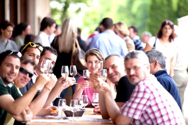 A Lugano venerdì 24 settembre torna la Festa dei Vicini A Lugano venerdì 24 settembre torna la Festa dei Vicini