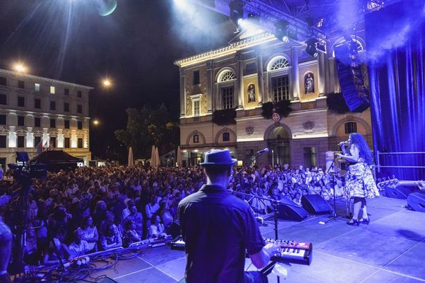 Lugano ospita il "Blues to Bop": spettacoli e ospiti internazionali dal 25 al 28 agosto Lugano ospita il "Blues to Bop": spettacoli e ospiti internazionali dal 25 al 28 agosto