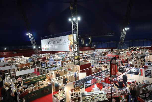 Monaco, lo Chapiteau di Fontvieille ospita la 26ª edizione di "Monte-Carlo Gastronomie"