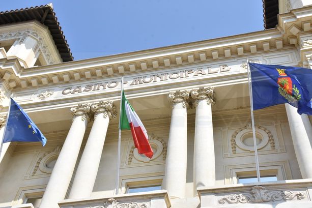 I primi 6 mesi del 2023 premiano il Casinò di Sanremo: incassi per oltre 25 milioni di euro I primi 6 mesi del 2023 premiano il Casinò di Sanremo: incassi per oltre 25 milioni di euro