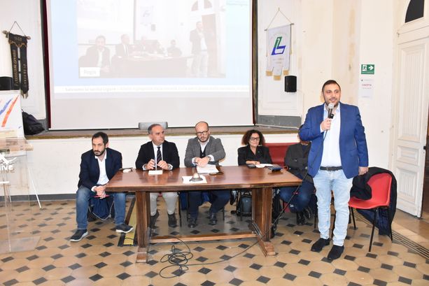 Il PD sulla sanità in provincia e regione "Fughe fuori per 52 milioni e 90mila liguri rinunciano a curarsi" (Video)