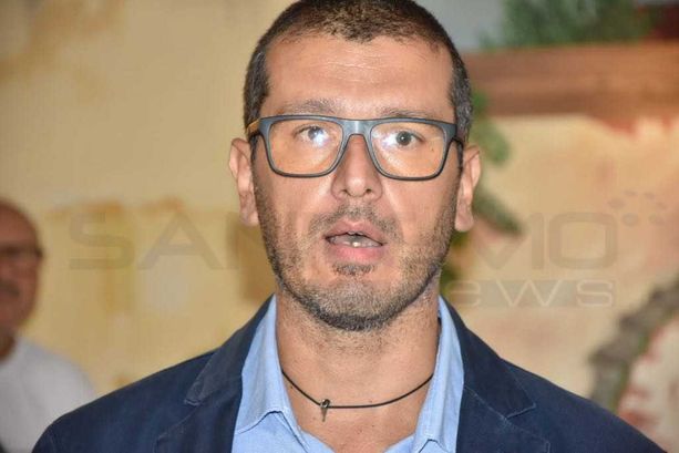 Sanremo: c'è il primo candidato a Sindaco, è Fulvio Fellegara "Sono lusingato ma ora penso alla Cgil fino a lunedì" Sanremo: c'è il primo candidato a Sindaco, è Fulvio Fellegara "Sono lusingato ma ora penso alla Cgil fino a lunedì"