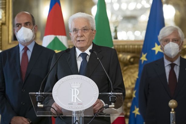 Mattarella ha sciolto le Camere, si va al voto entro 70 giorni Mattarella ha sciolto le Camere, si va al voto entro 70 giorni
