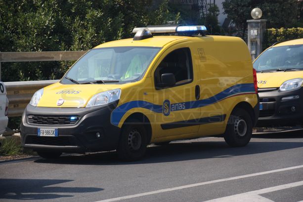 Ripristinata la viabilità sulla Ss453 "della Valle Arroscia": strada riaperta a Ortovero Ripristinata la viabilità sulla Ss453 "della Valle Arroscia": strada riaperta a Ortovero