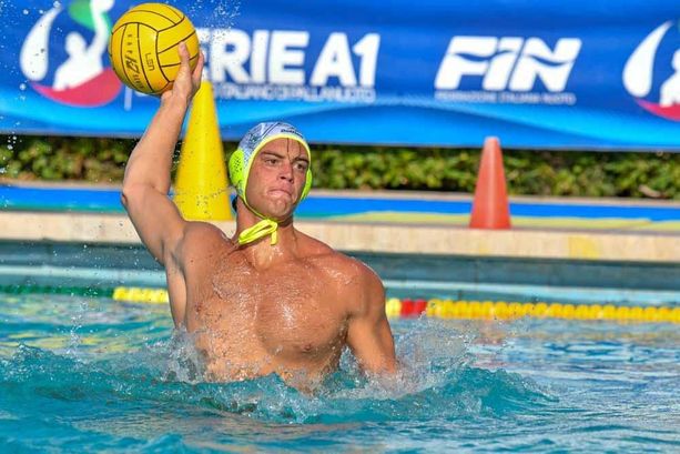 Rari Nantes Savona. Il centrovasca Andrea Condermi diventa biancorosso: "Convinto da coach Angelini, arrivo in un club con una storia" Rari Nantes Savona. Il centrovasca Andrea Condermi diventa biancorosso: "Convinto da coach Angelini, arrivo in un club con una storia"