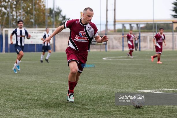 Calcio | Momento no per il Pontelungo, capitan Guardone serra i ranghi: "Consapevoli di doverci rimboccare le maniche, uniti" (VIDEO) Calcio | Momento no per il Pontelungo, capitan Guardone serra i ranghi: "Consapevoli di doverci rimboccare le maniche, uniti" (VIDEO)