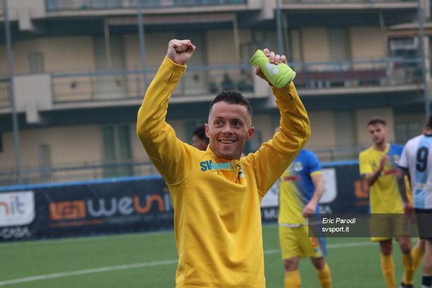 Calcio, il Pietra gioca coi social per annunciare l'affare Sogno: per l'argentino al "Devincenzi" manca solo l'ufficialità Calcio, il Pietra gioca coi social per annunciare l'affare Sogno: per l'argentino al "Devincenzi" manca solo l'ufficialità