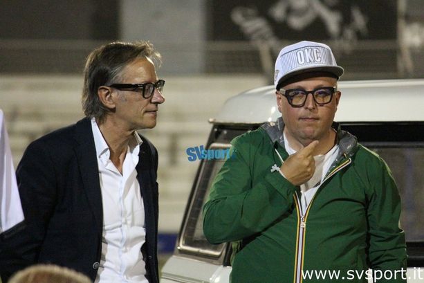 Calcio, Albenga. Marinelli guarda già al futuro dopo il 4-1 alla Sestrese: "Martedì incontreremo il sindaco per pianificare la Serie D" (VIDEO) Calcio, Albenga. Marinelli guarda già al futuro dopo il 4-1 alla Sestrese: "Martedì incontreremo il sindaco per pianificare la Serie D" (VIDEO)
