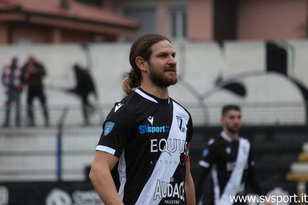 Calciomercato. Vado e Cairese in pressing su Venneri