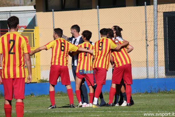Calcio. Prima Categoria A, sabato con quattro anticipi: in Val Bormida c'è Millesimo-Plodio, a ponente Golfo Dianese-Cengio e Vadino-Virtus Sanremo e Andora - Argentina Calcio. Prima Categoria A, sabato con quattro anticipi: in Val Bormida c'è Millesimo-Plodio, a ponente Golfo Dianese-Cengio e Vadino-Virtus Sanremo e Andora - Argentina