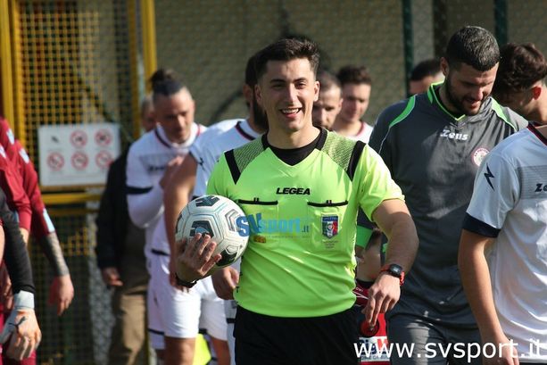 Calcio | L'arbitro Trabucco dimesso dall’ospedale, sospiro di sollievo dopo il malore in Carcarese–Arenzano Calcio | L'arbitro Trabucco dimesso dall’ospedale, sospiro di sollievo dopo il malore in Carcarese–Arenzano