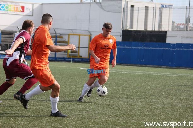 Il PAGELLONE. Celle Varazze. Piatto ricco, manca giusto un pizzico di sale Il PAGELLONE. Celle Varazze. Piatto ricco, manca giusto un pizzico di sale