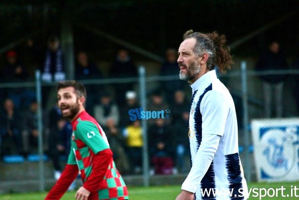Calcio, Savona. E' arrivata la rottura tra giocatori e società. Quintavalle: "Ora ci sentiamo in diritto di non rappresentare più nessuno" Calcio, Savona. E' arrivata la rottura tra giocatori e società. Quintavalle: "Ora ci sentiamo in diritto di non rappresentare più nessuno"