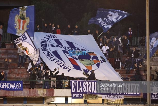Calcio. E' caccia allo sponsor per il Savona, servono risorse fresche per mantenere i programmi Calcio. E' caccia allo sponsor per il Savona, servono risorse fresche per mantenere i programmi