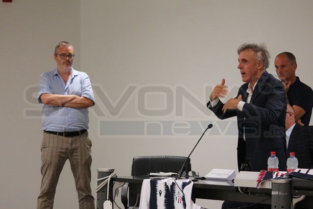 Calcio, Savona. Chiusi i termini per il bando. Il Comune: "Ci pronunceremo domani" Calcio, Savona. Chiusi i termini per il bando. Il Comune: "Ci pronunceremo domani"