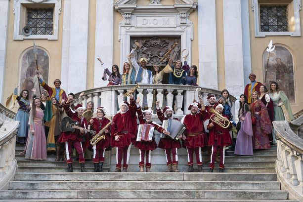Coriandoli, musica, eventi: una domenica di febbraio imperdibile nella Granda